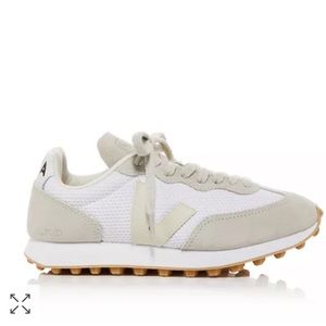 New size 6 Women’s Veja Women's Rio Branco Low Top Sneakers